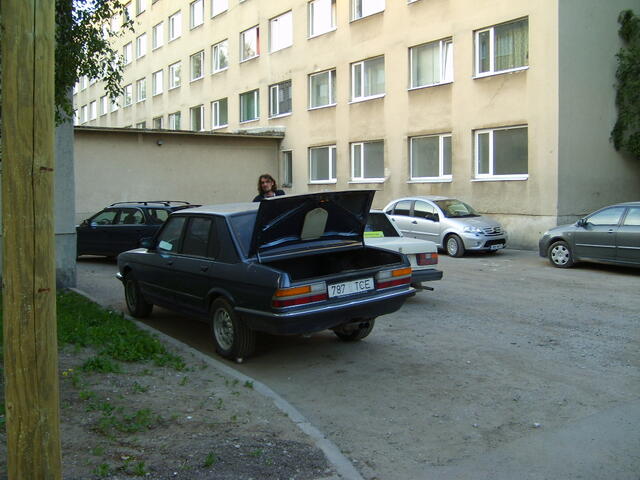 S6000153.JPG