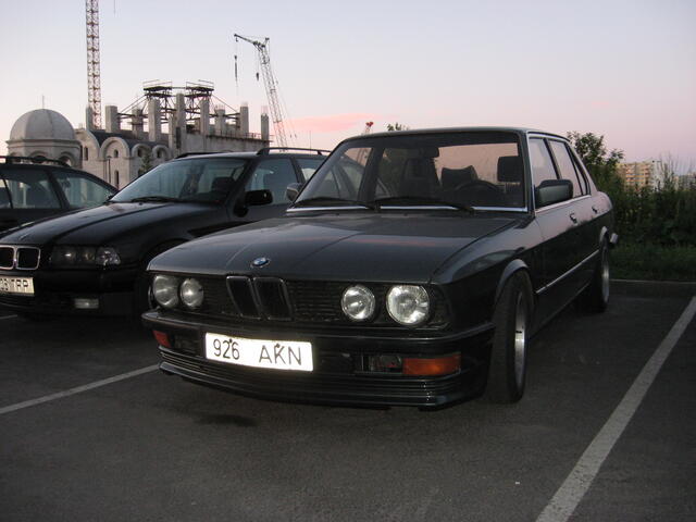 bmw 001.jpg