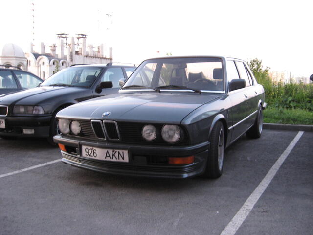 bmw 002.jpg