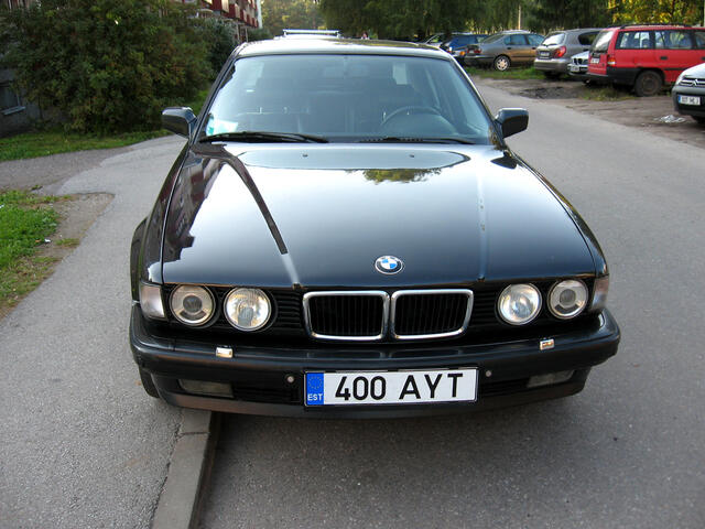 2353240 008