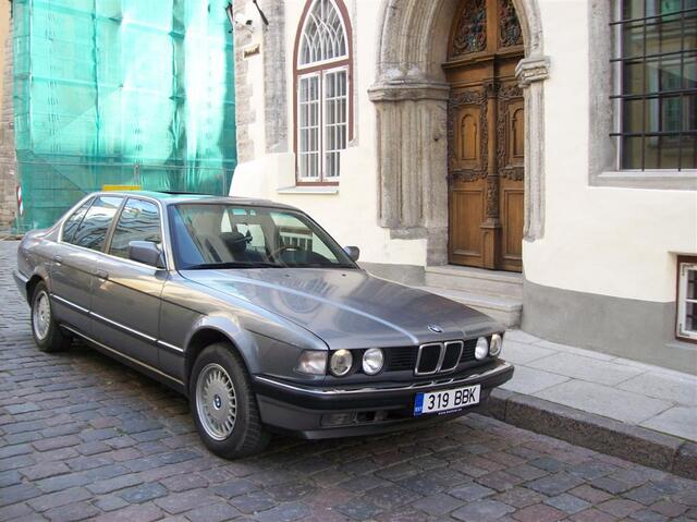100 0827 (Large)