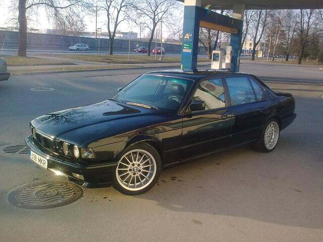 BMW 750iL