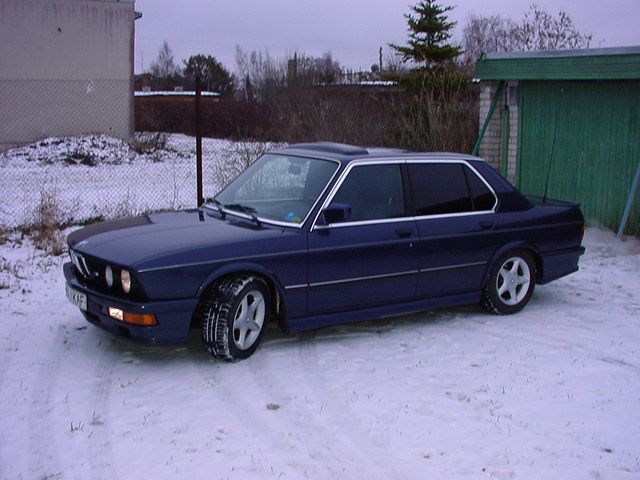 Aare´ M535i 85´a