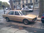 Bmwe12.jpg