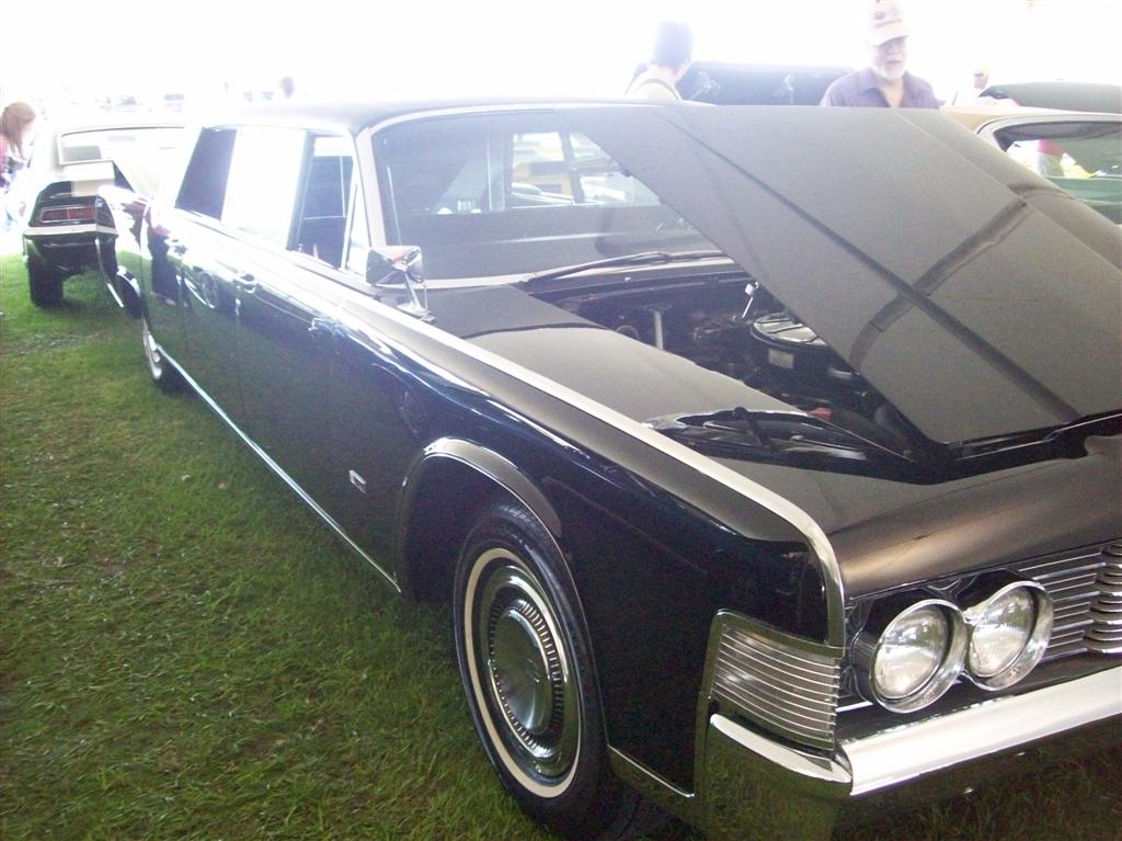 100_1983 (Large).JPG