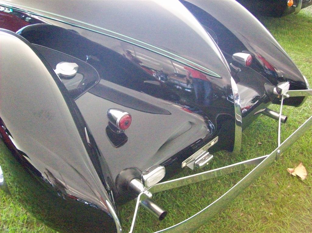 100_2003 (Large).JPG
