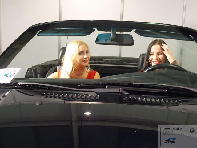 P9247337_edited.jpg