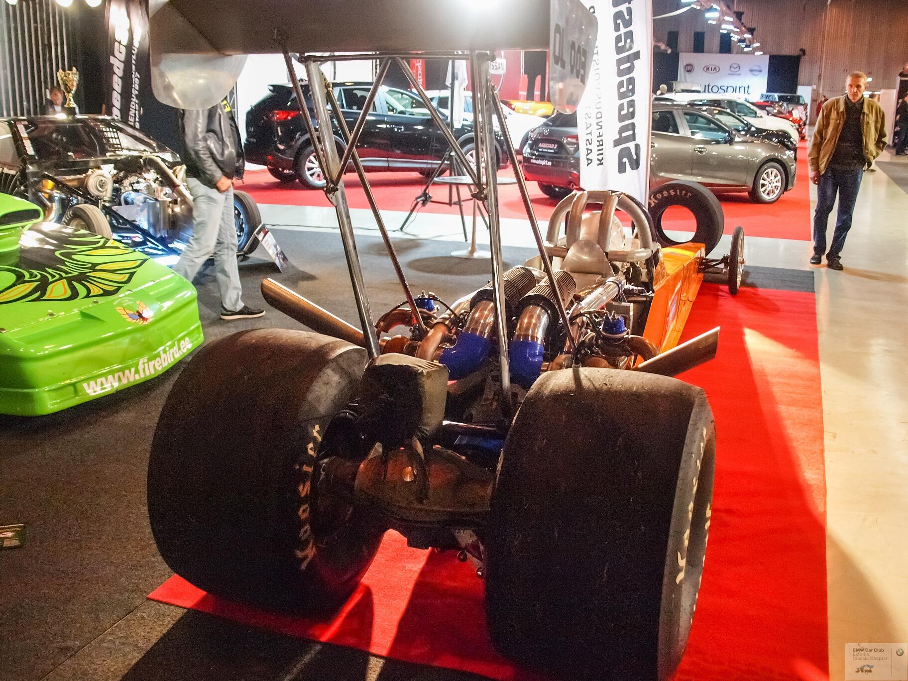 P9237137_edited.jpg