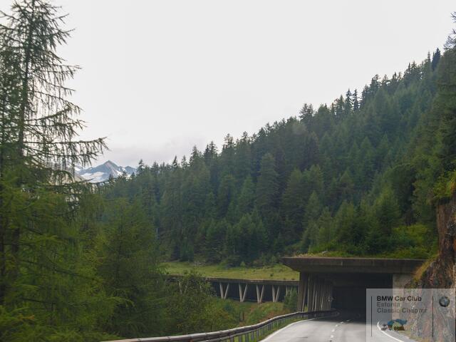 P9116209_edited.jpg