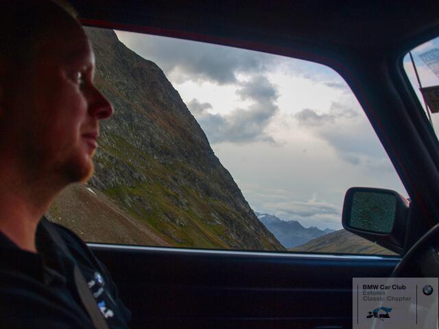 P9116254_edited.jpg