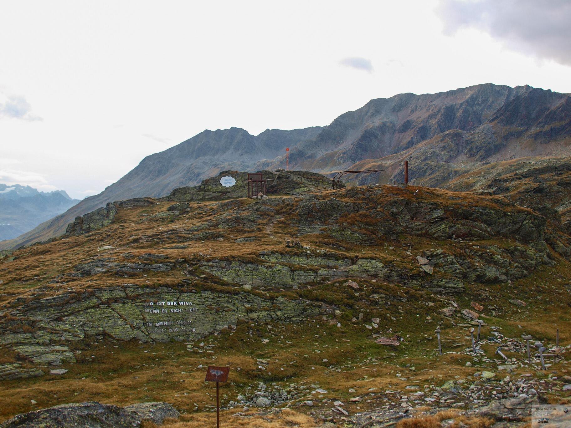 P9116292_edited.jpg