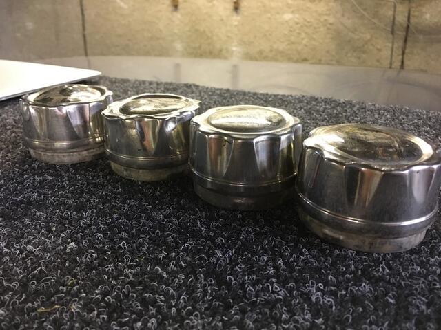 011088498184050