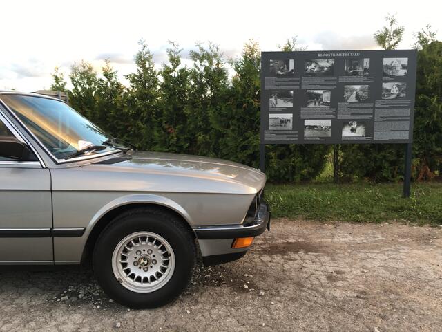 BF64AE49-74D2-4AD8-8688-1A24E5A44324