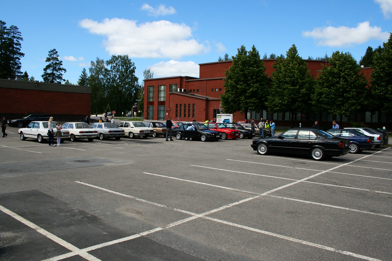 image047.jpg