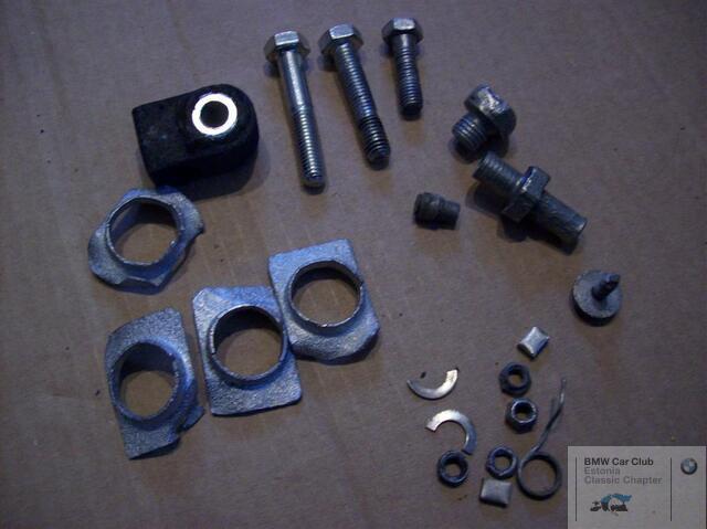 100 0469 (Large)