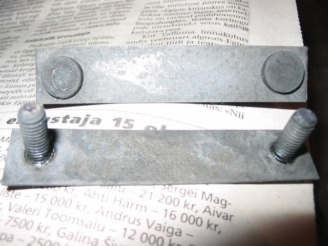 Peale atsetooniga puhastamist.